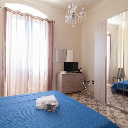 Rent Rooms La Spezia Exteriör bild