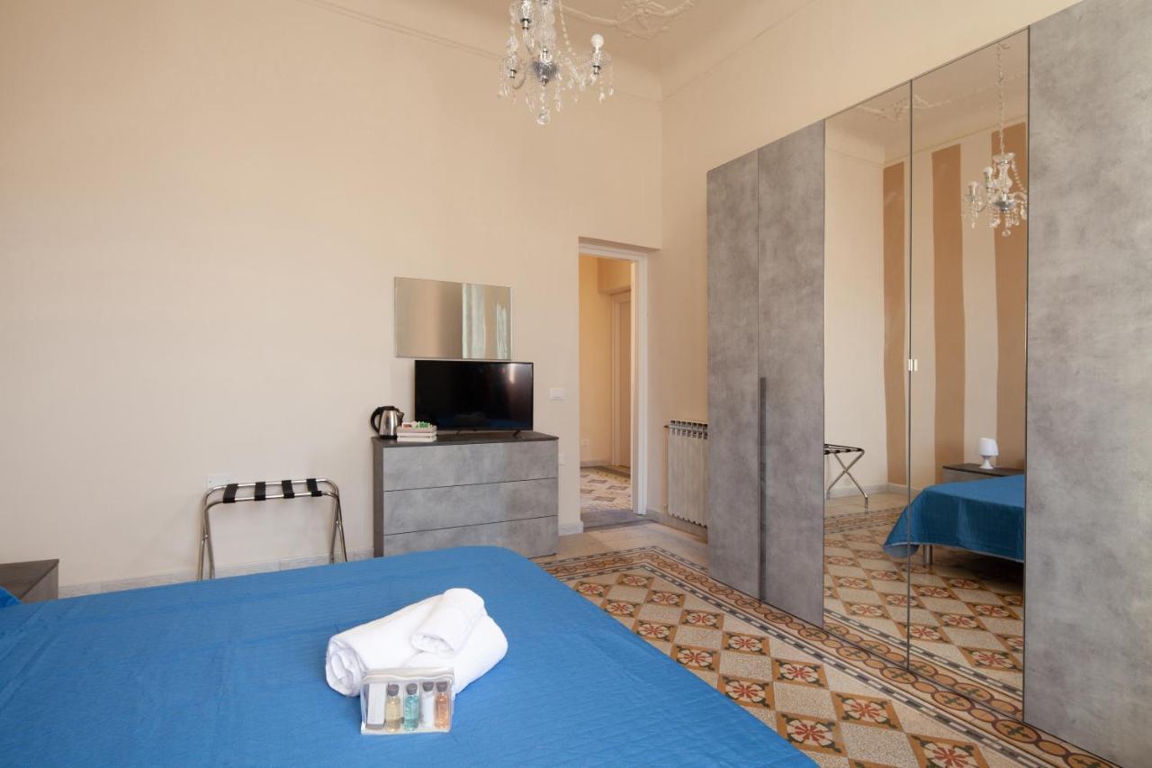 Rent Rooms La Spezia Exteriör bild