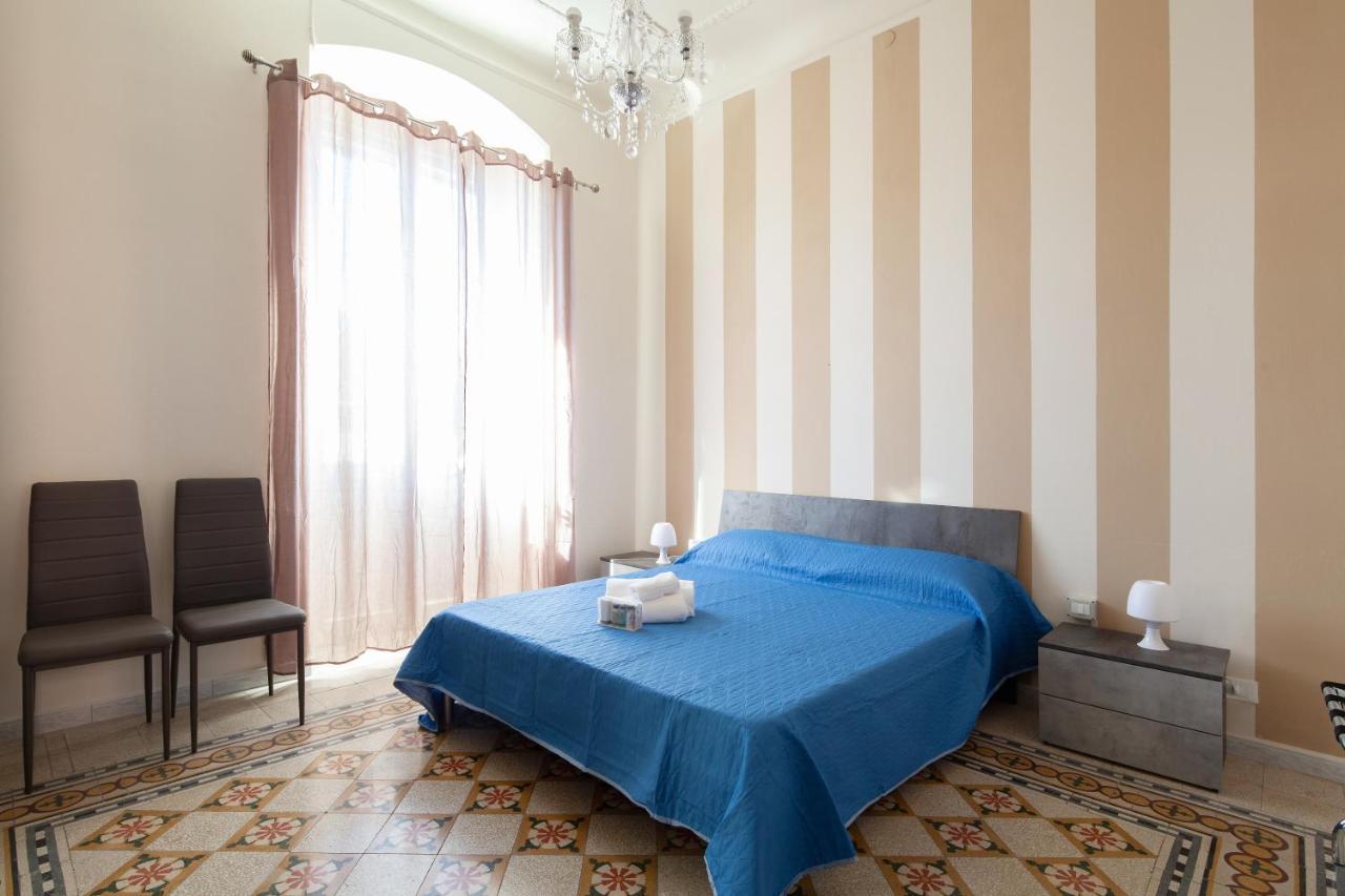 Rent Rooms La Spezia Exteriör bild